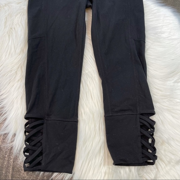 Athleta Mind Over Mat Capri Legging XS - Picture 4 of 12